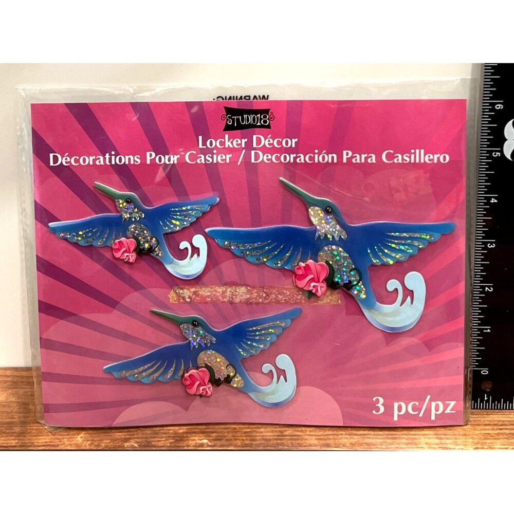 3-Piece Studio 18 Locker Décor Set Hummingbird 3d Stickers
